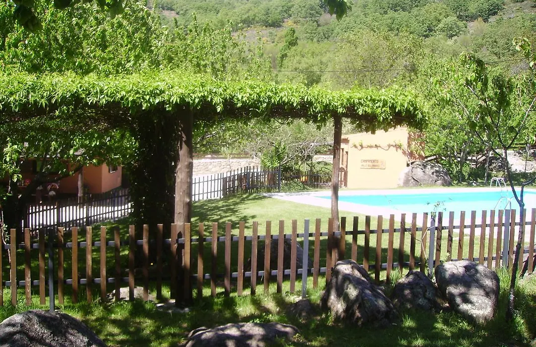 Albergue Turistico Valle del Ambroz-1